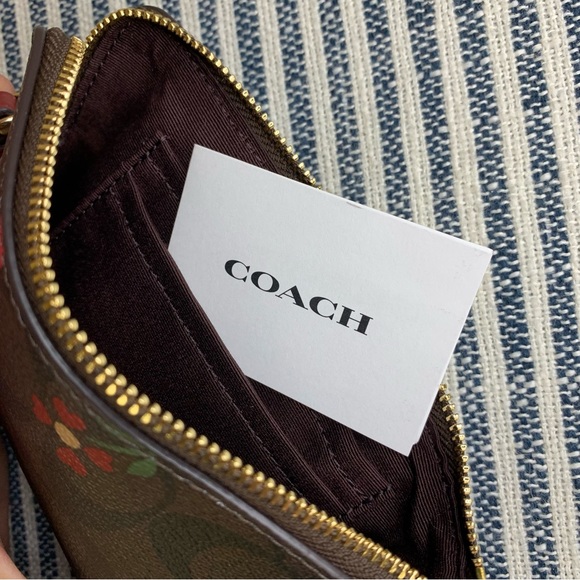 Coach Floral Wristlet Brown Background - Picture 3 of 6